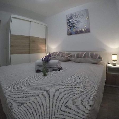 شقة Apartman Nenci 1 بيبينيا المظهر الخارجي الصورة